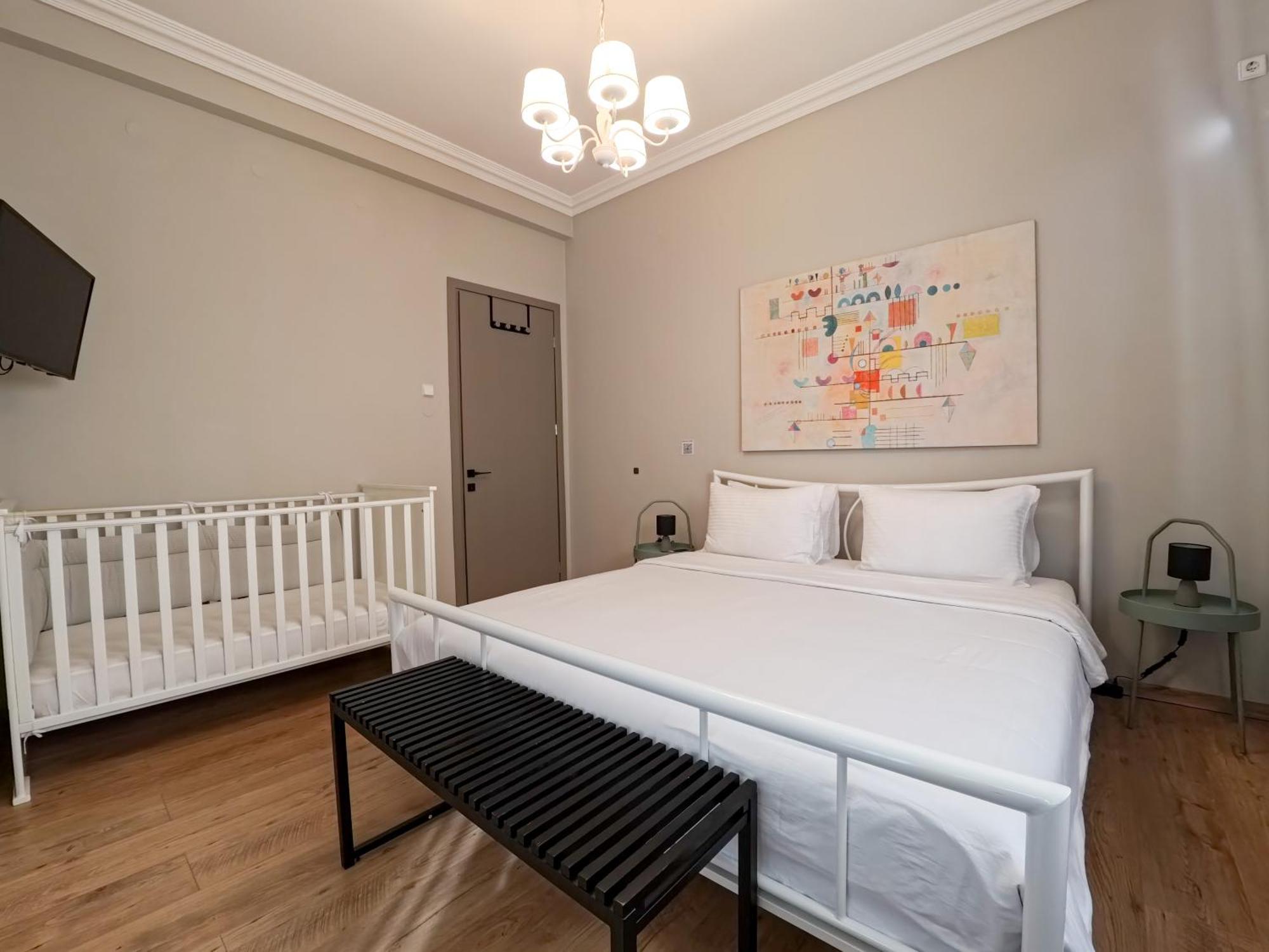 Living Life Apartment 코모티니 외부 사진