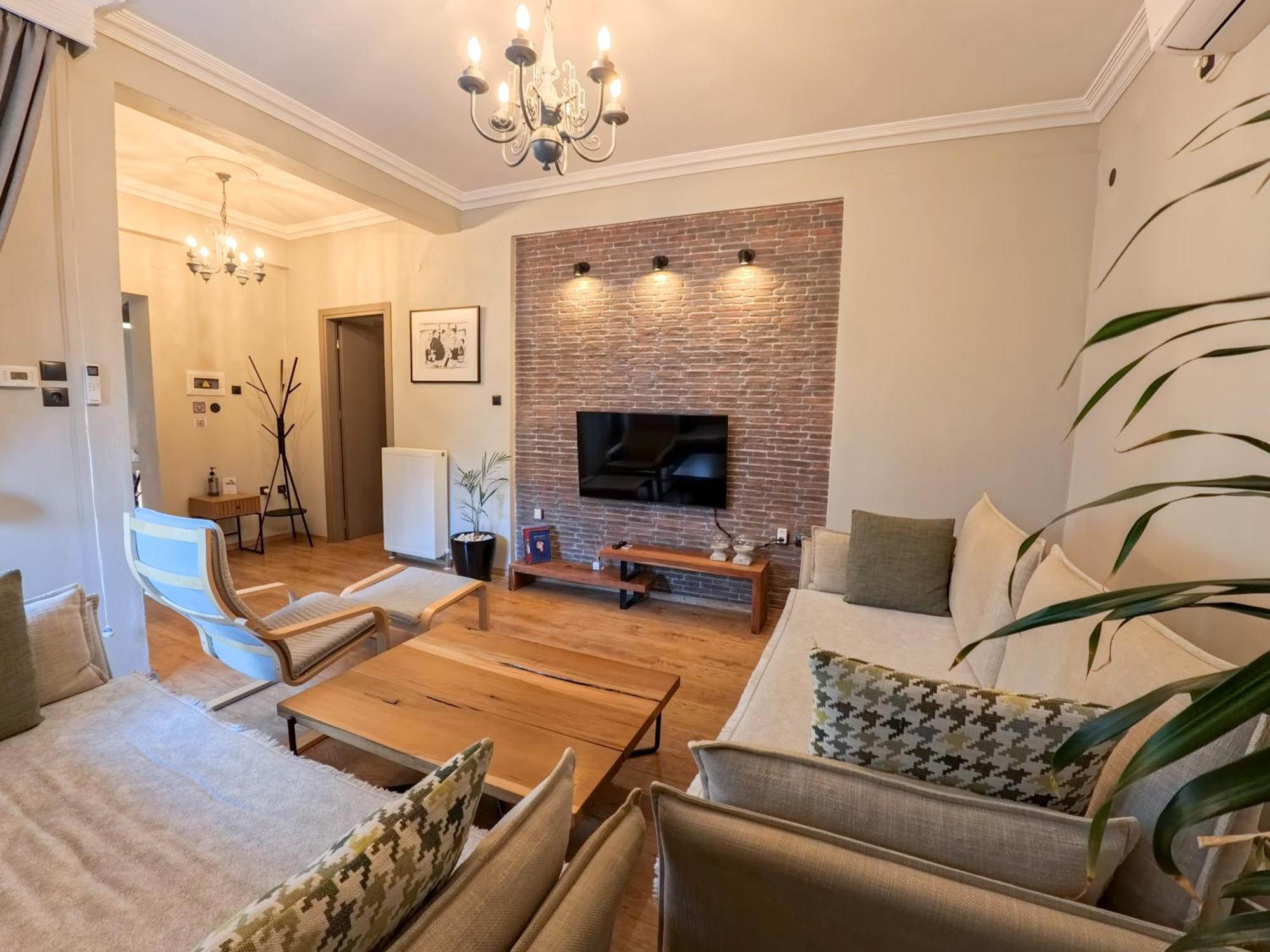 Living Life Apartment 코모티니 외부 사진