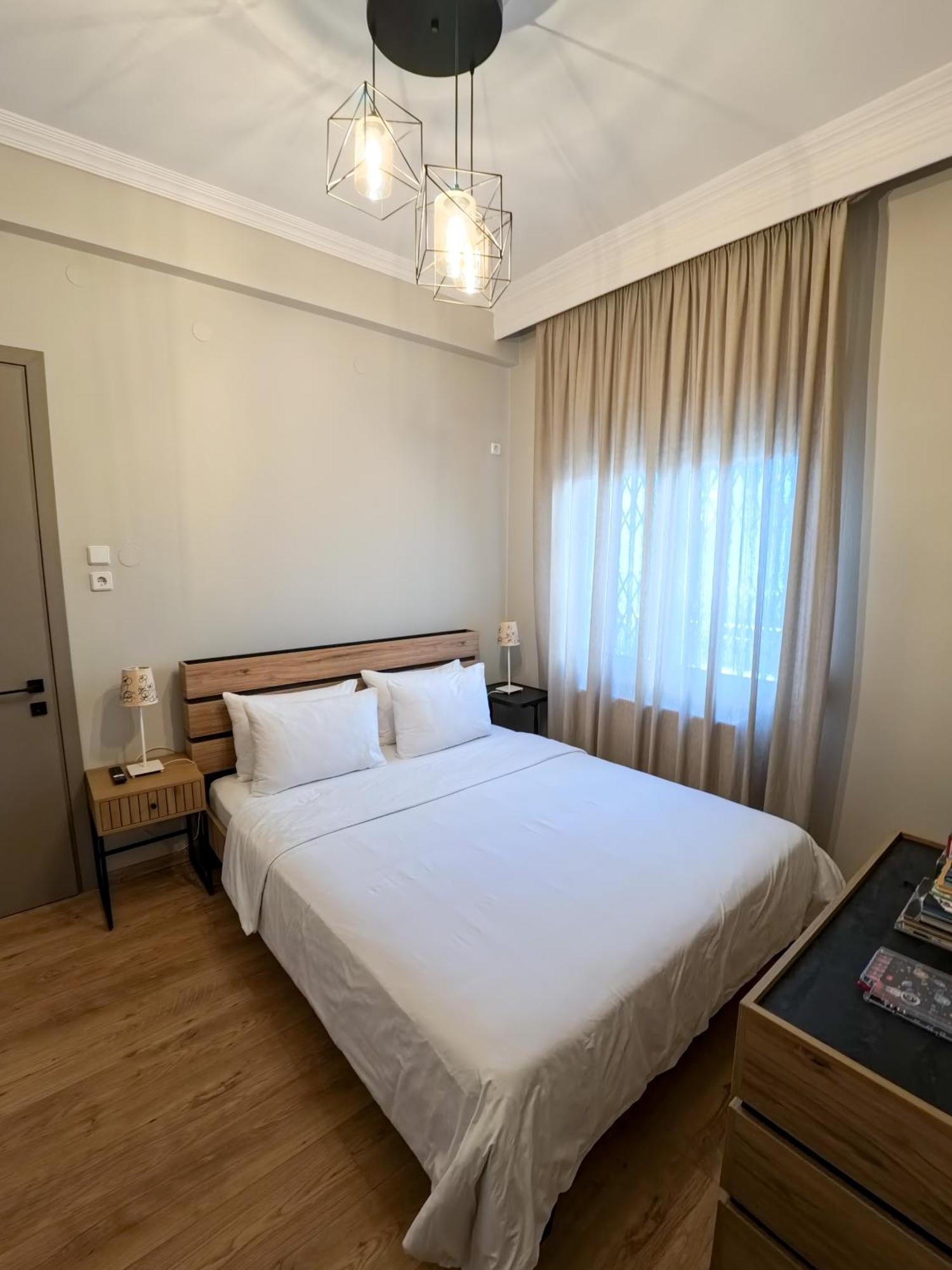 Living Life Apartment 코모티니 외부 사진